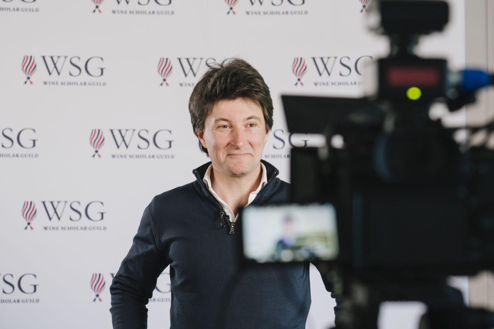 Interviews with leading minds of Wine Tasting